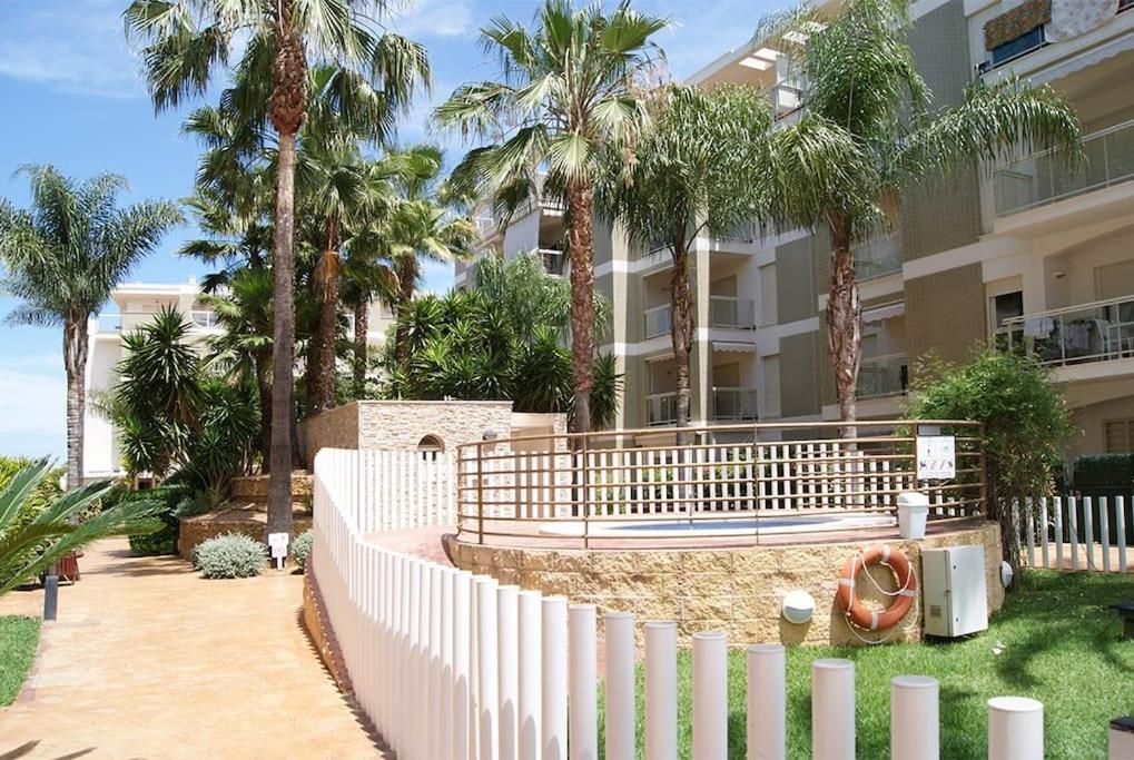 Piso Bajo 3 Habitaciones 2 Banos Y Gran Terraza Denia Bagian luar foto