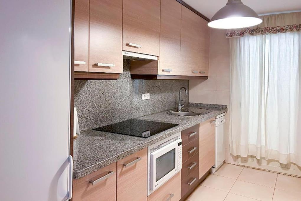 Piso Bajo 3 Habitaciones 2 Banos Y Gran Terraza Denia Bagian luar foto