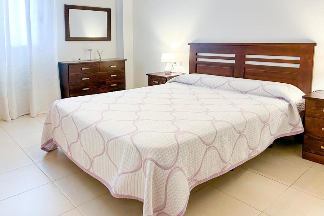 Piso Bajo 3 Habitaciones 2 Banos Y Gran Terraza Denia Bagian luar foto